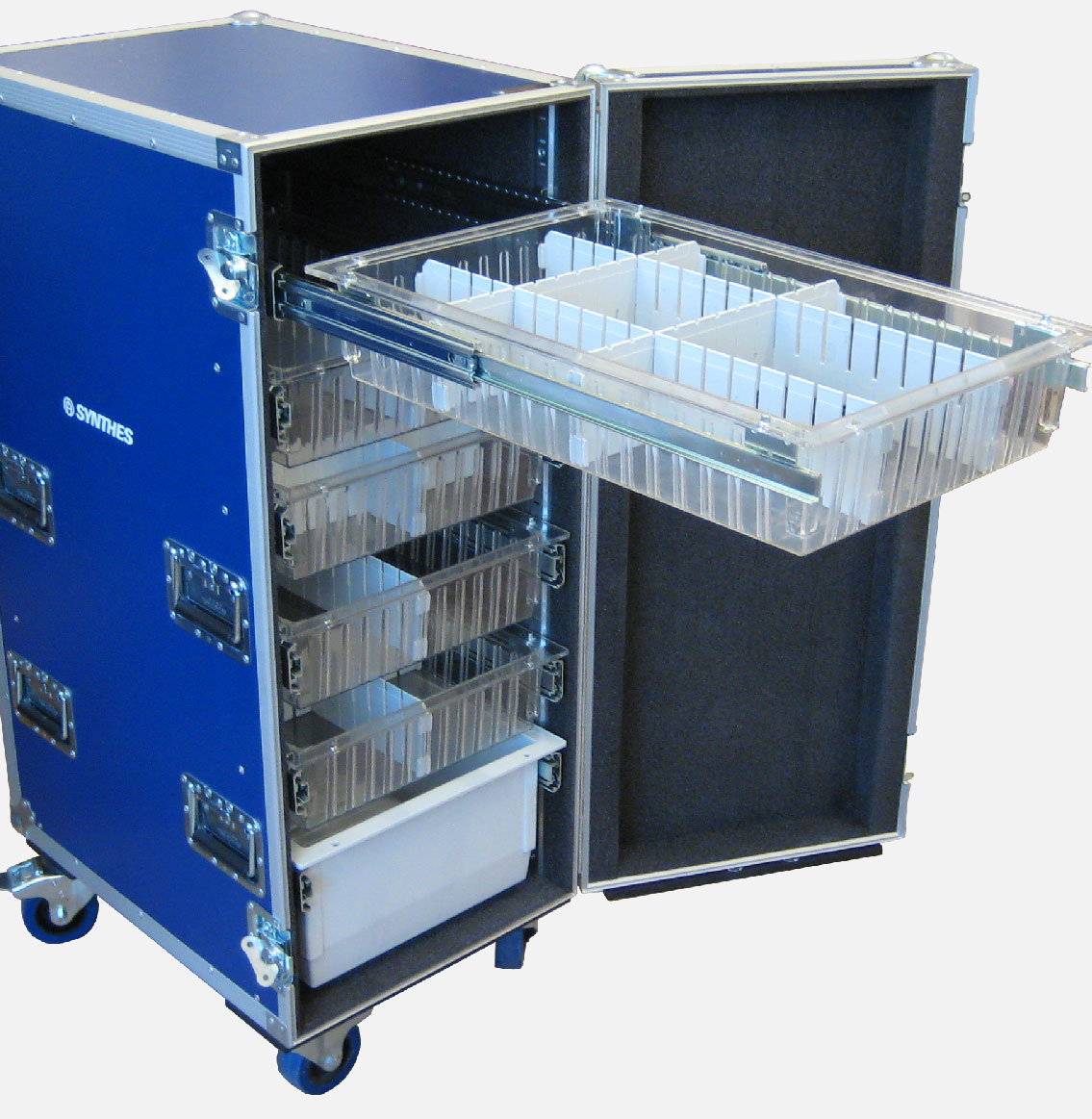 Flightcase laatikoilla