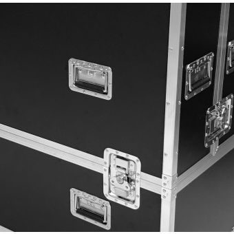Phillips 84" U-Line Display 3-Split Flightcase