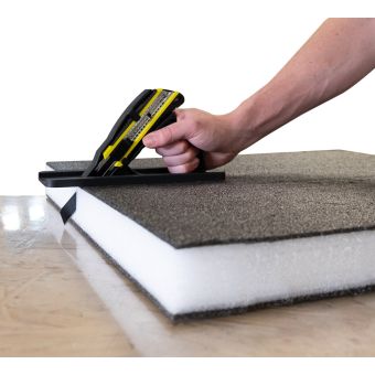 Solumuovileikkuri + veitsi