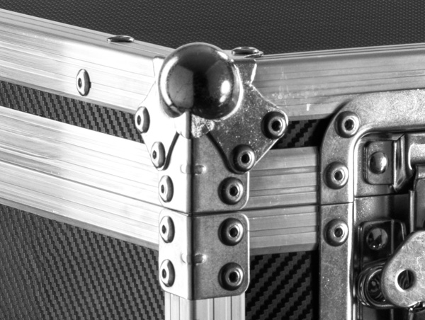 Flightcase räätälöitynä laitteillesi