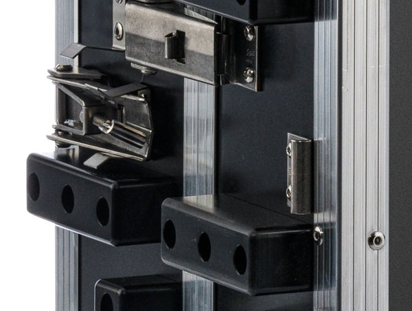 Flightcase lukot, kahvat yms.